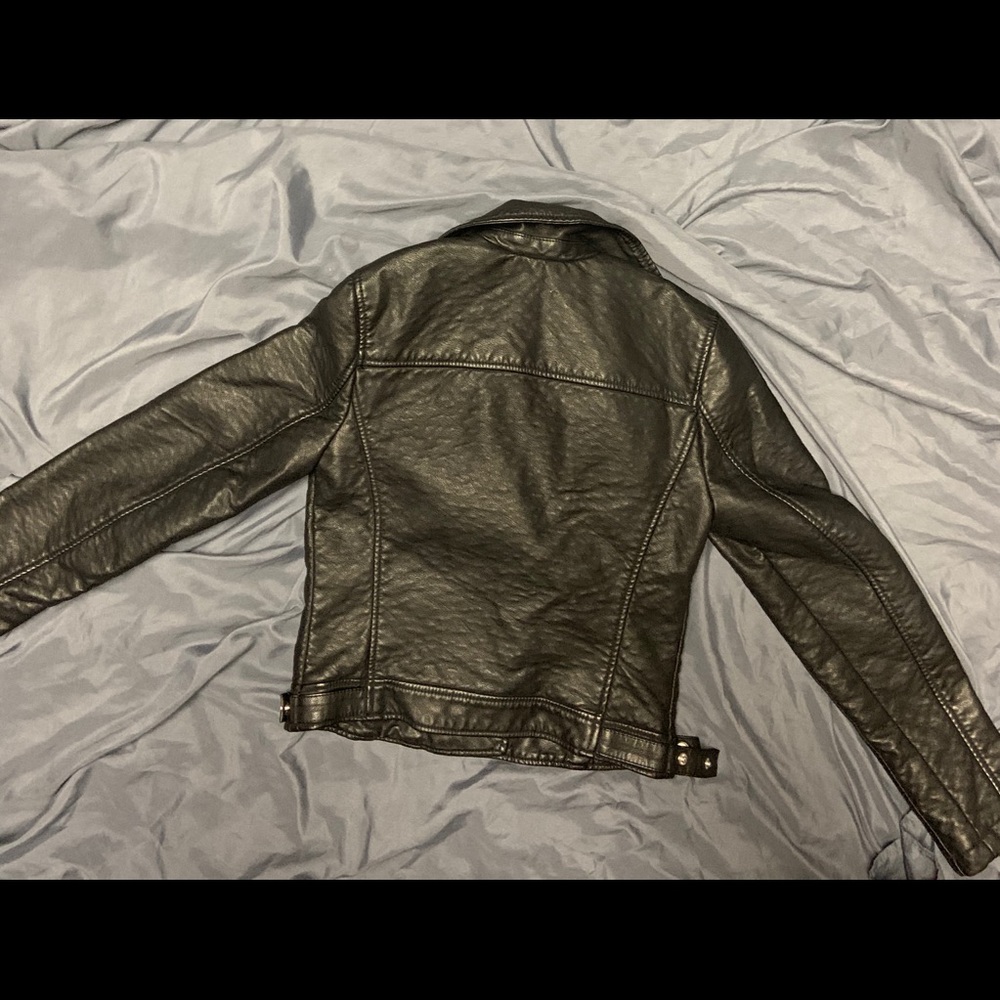 Forever 21 black leather jacket